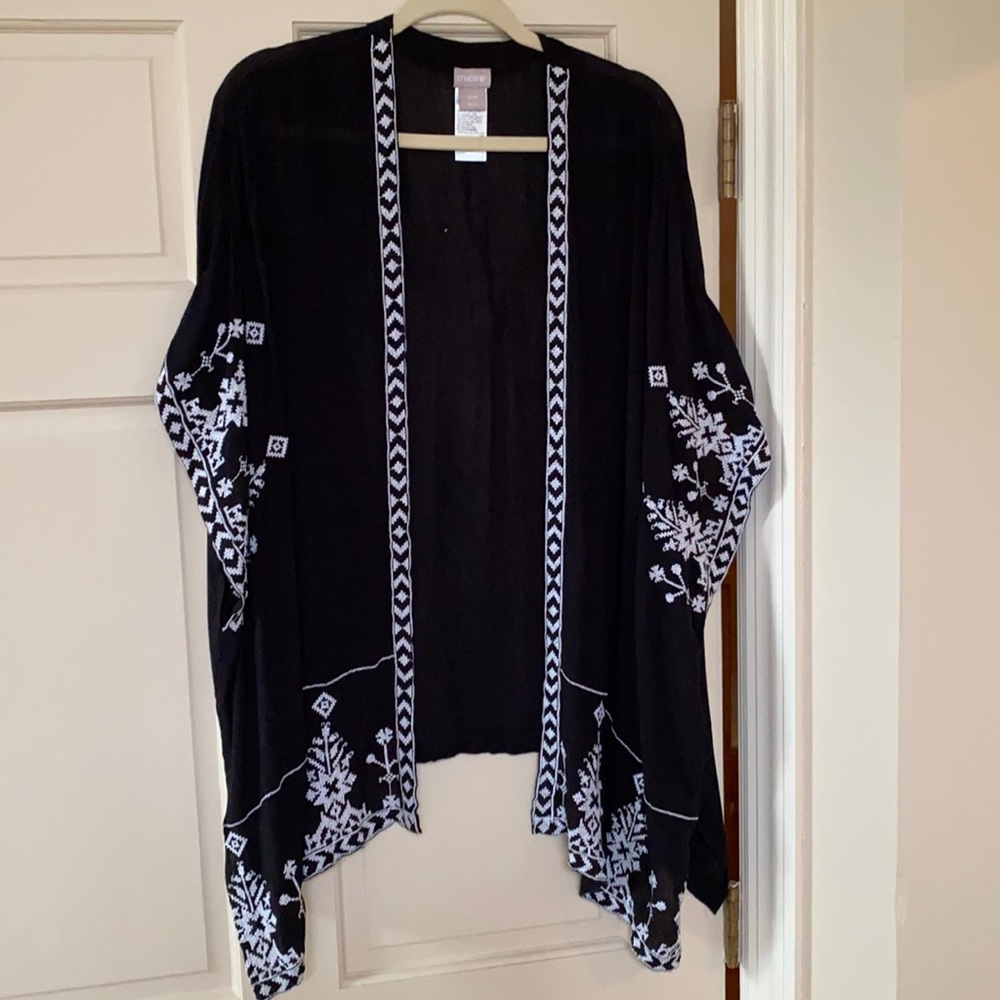- Chico’s kimono